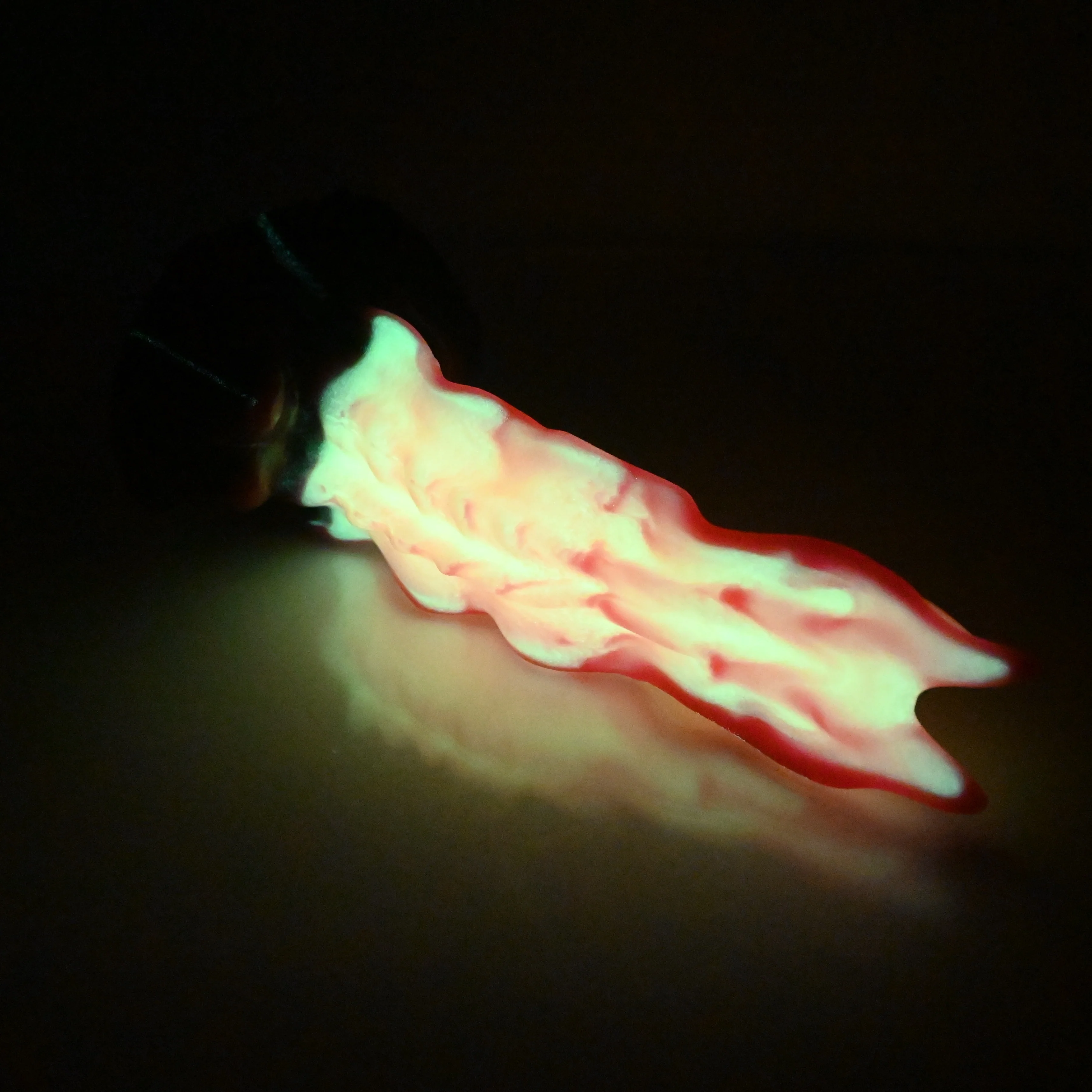 V2MCB22 Snark's Maw Small 0050 UV GITD - Image 4