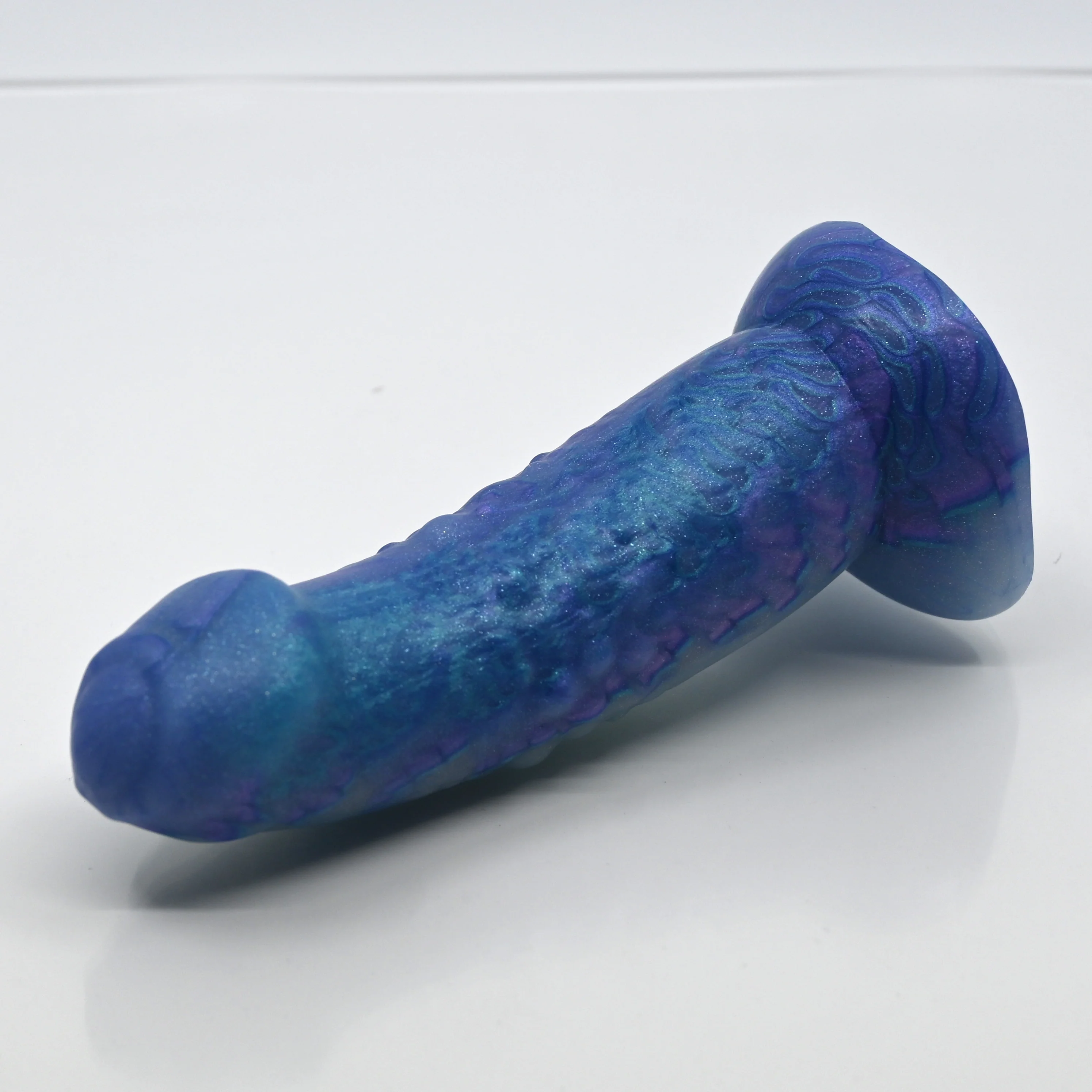 T1MAY35 Titan Mini Medium GITD