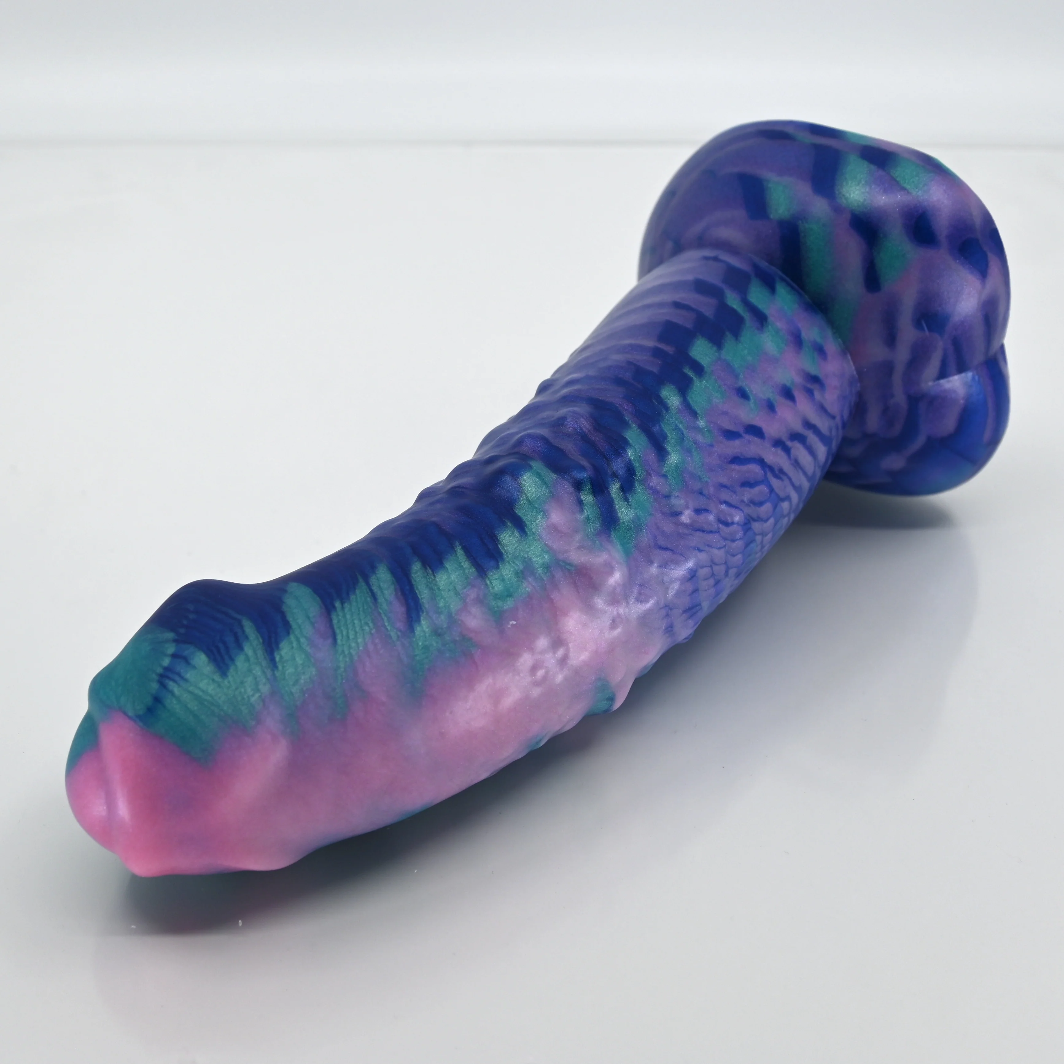 T3MBC06 Titan Medium Medium GITD