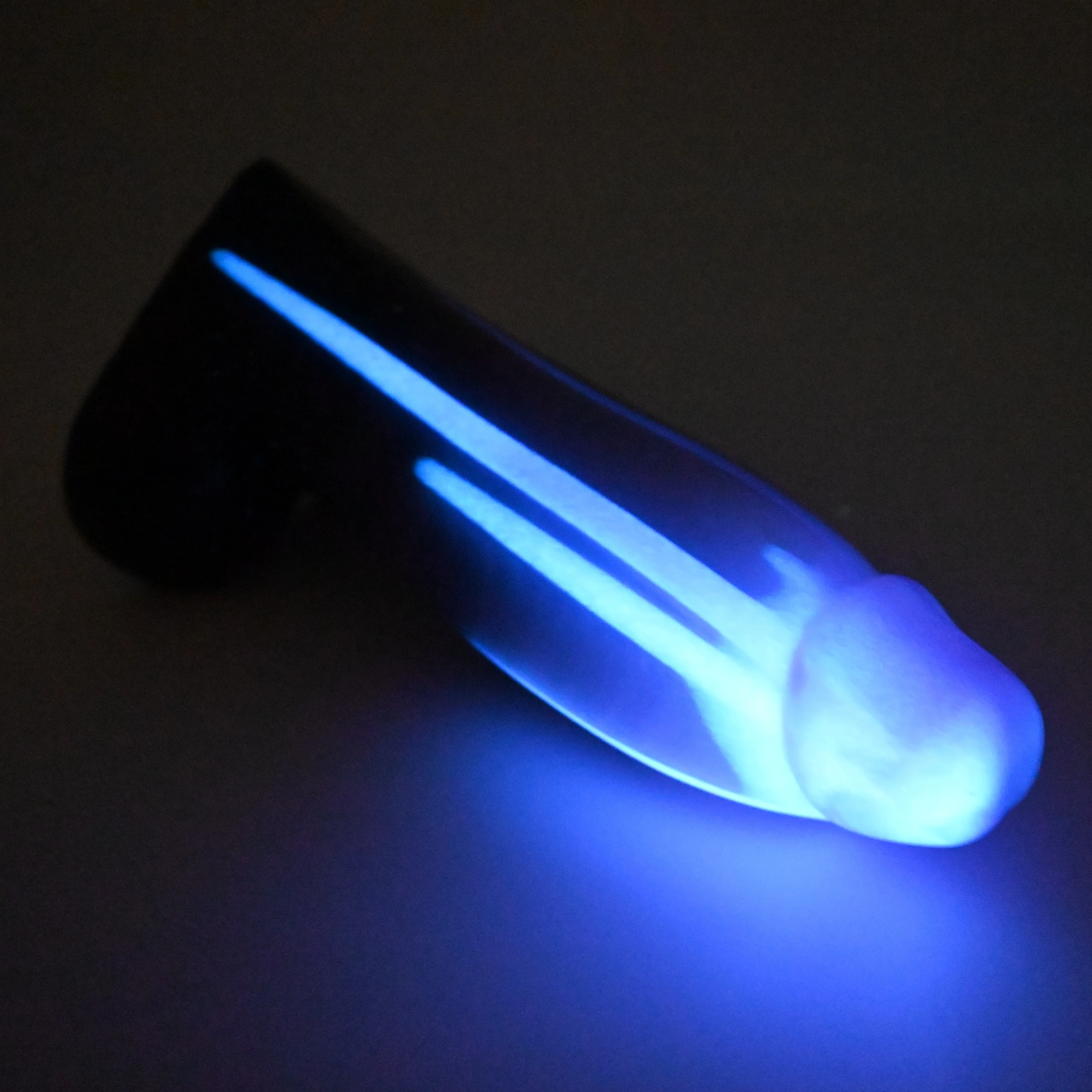 W3XGQ83 Tellus Medium 0020 UV GITD CS - Image 4