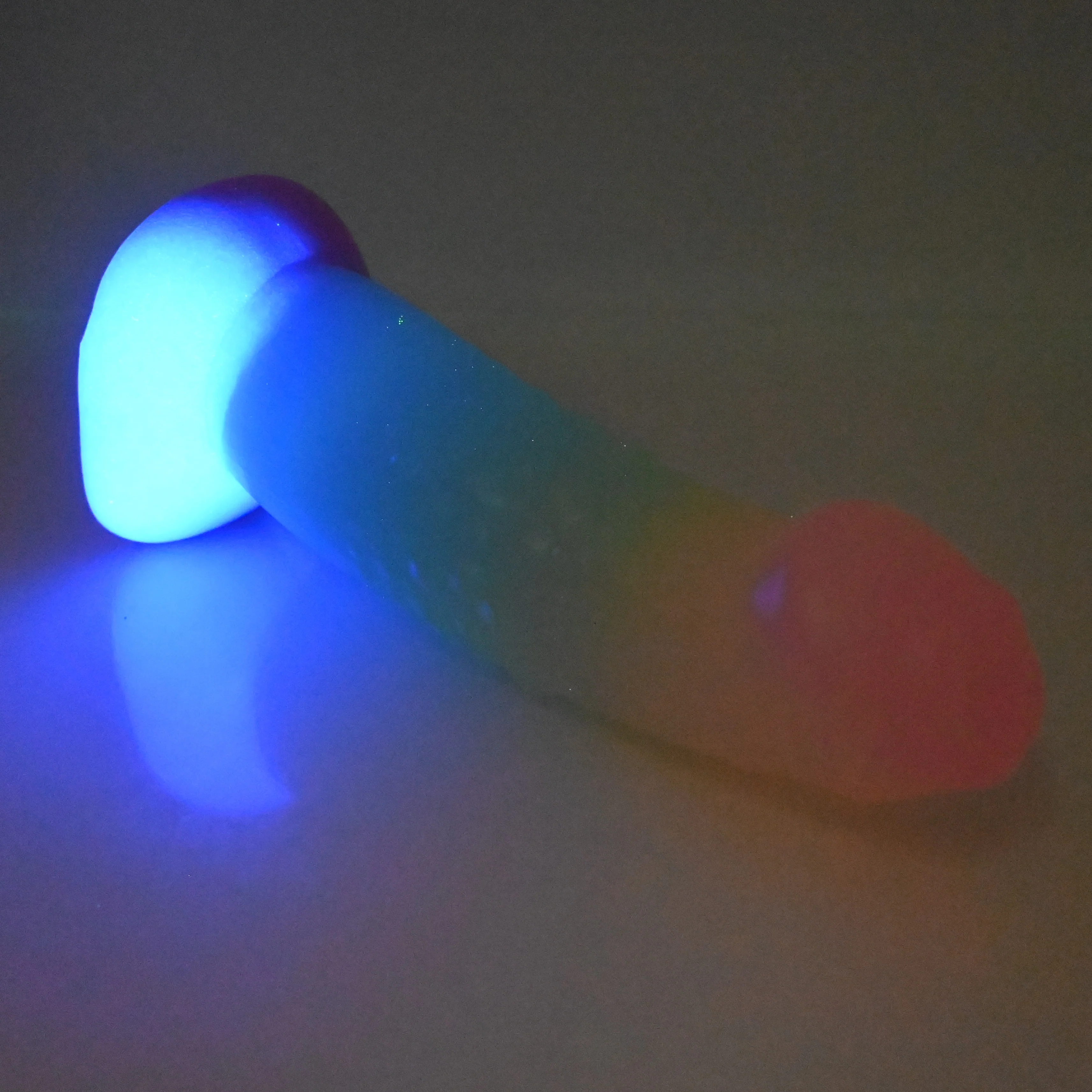 T4TBW54 Titan Large NC 0031 UV GITD - Image 4