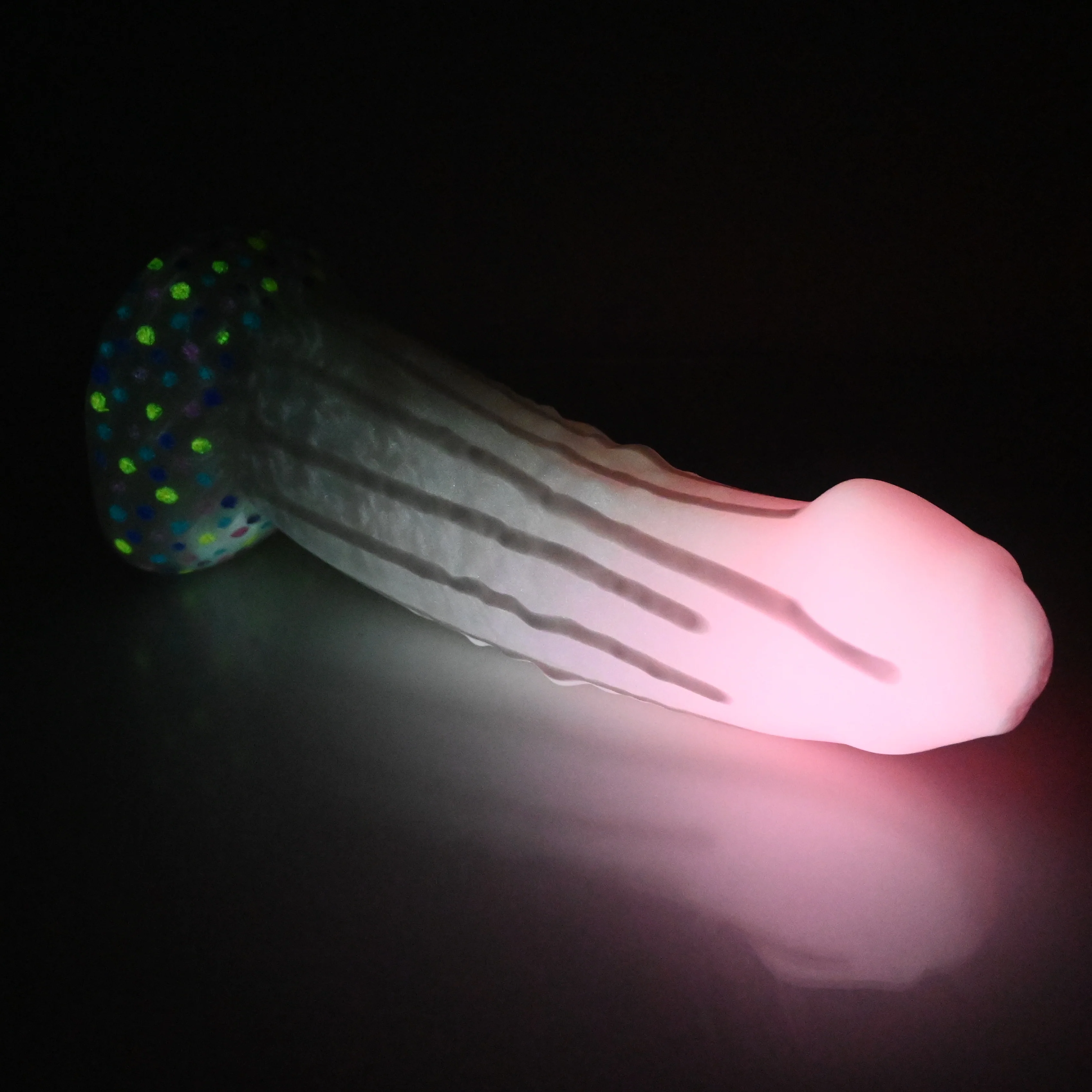 T4SCV65 Titan Large 0030 UV GITD - Image 4