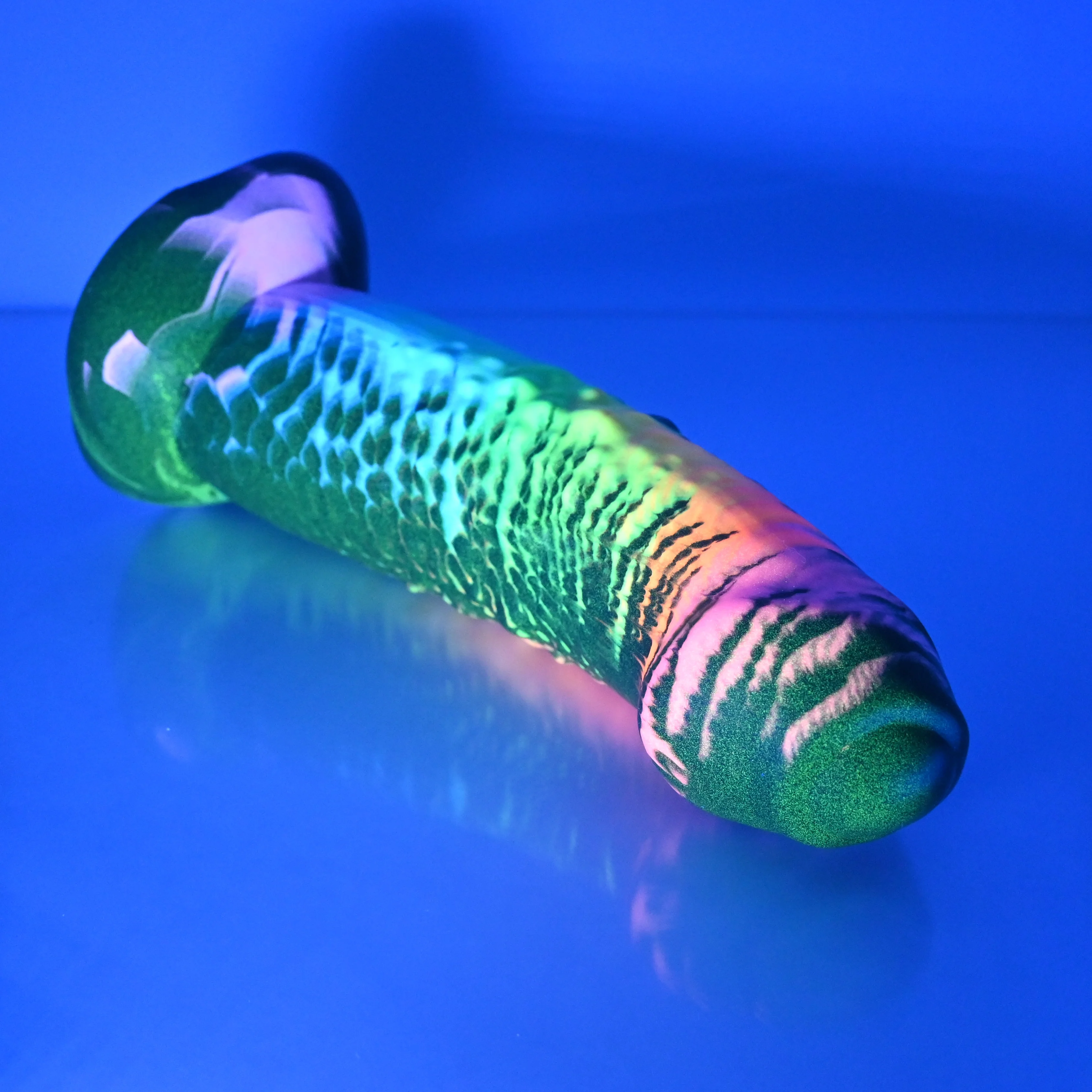 T4MBW51 Titan Large 0050 UV GITD - Image 3
