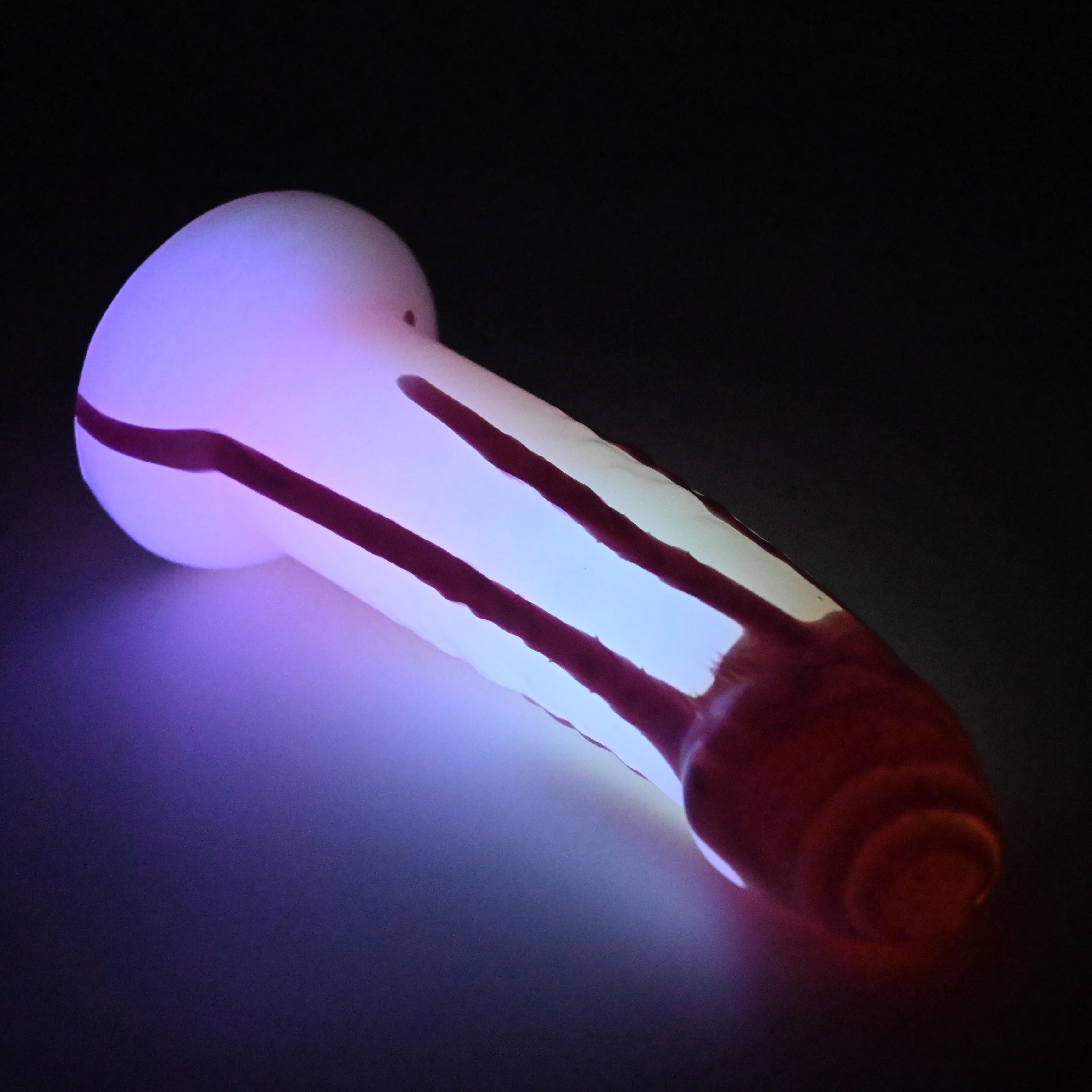 T2MGQ37 Titan Small 0050 UV GITD - Image 4