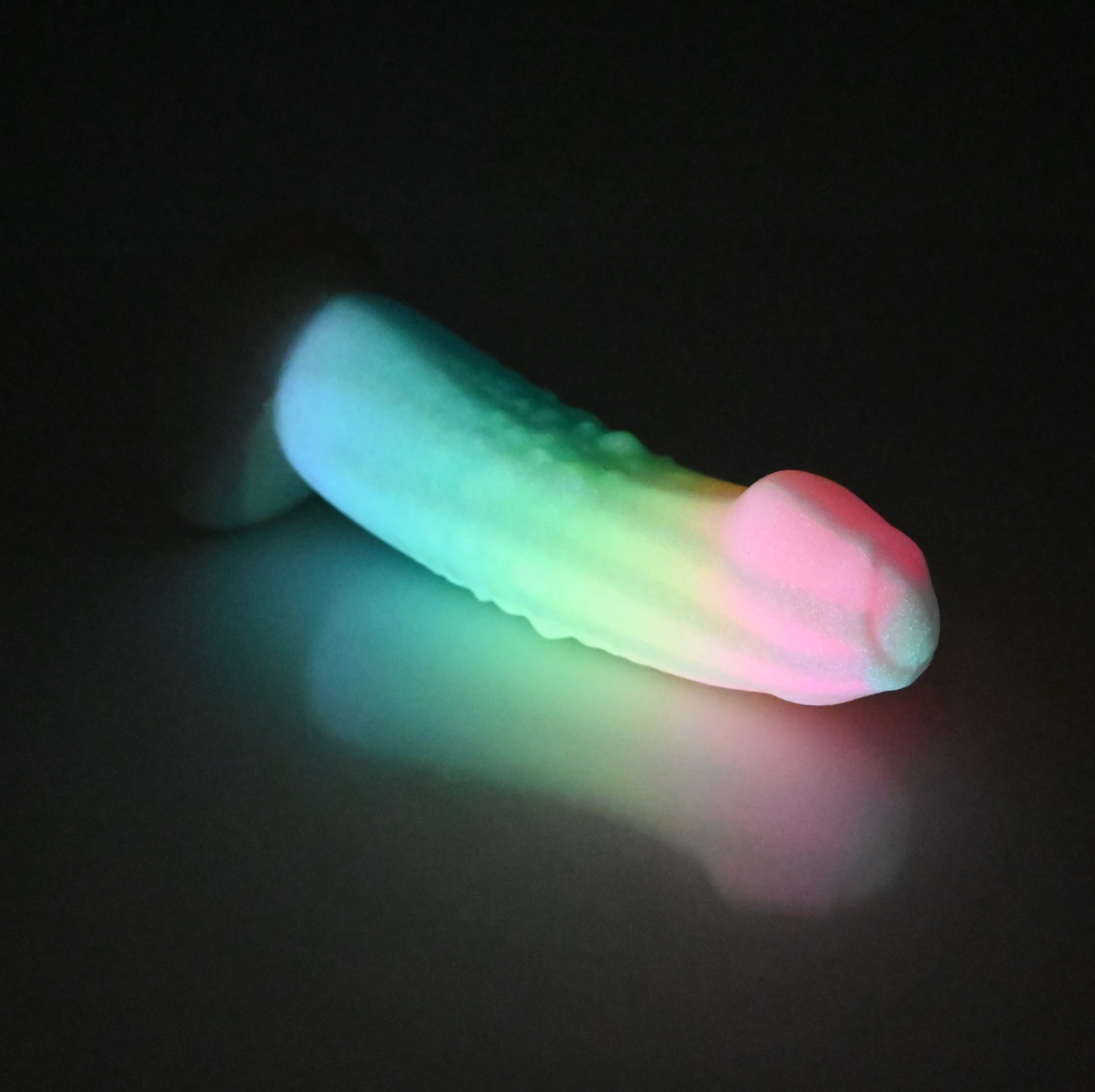 T2SCR79 Titan Small 0030 UV GITD - Image 4