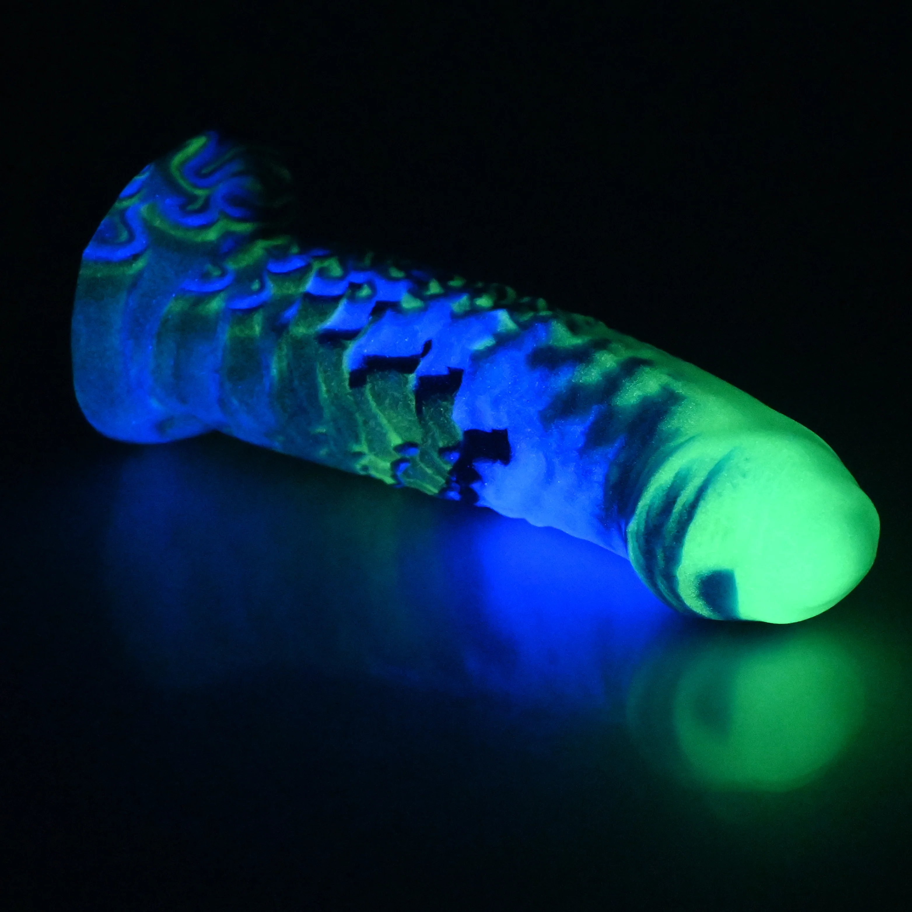 T2MCY36 Titan Small 0050 UV GITD - Image 4