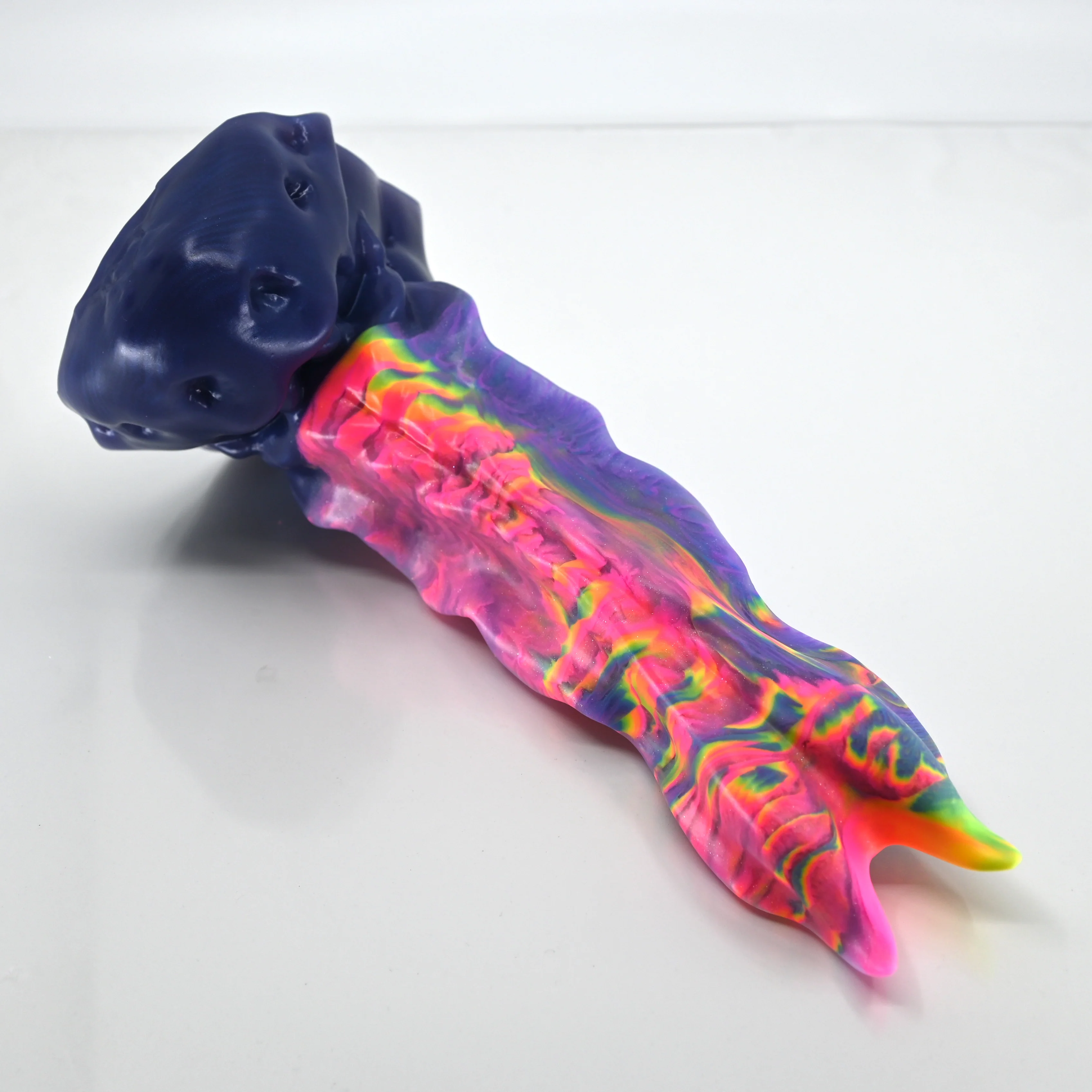 V2SBH35 Snark's Maw Small Soft UV GITD