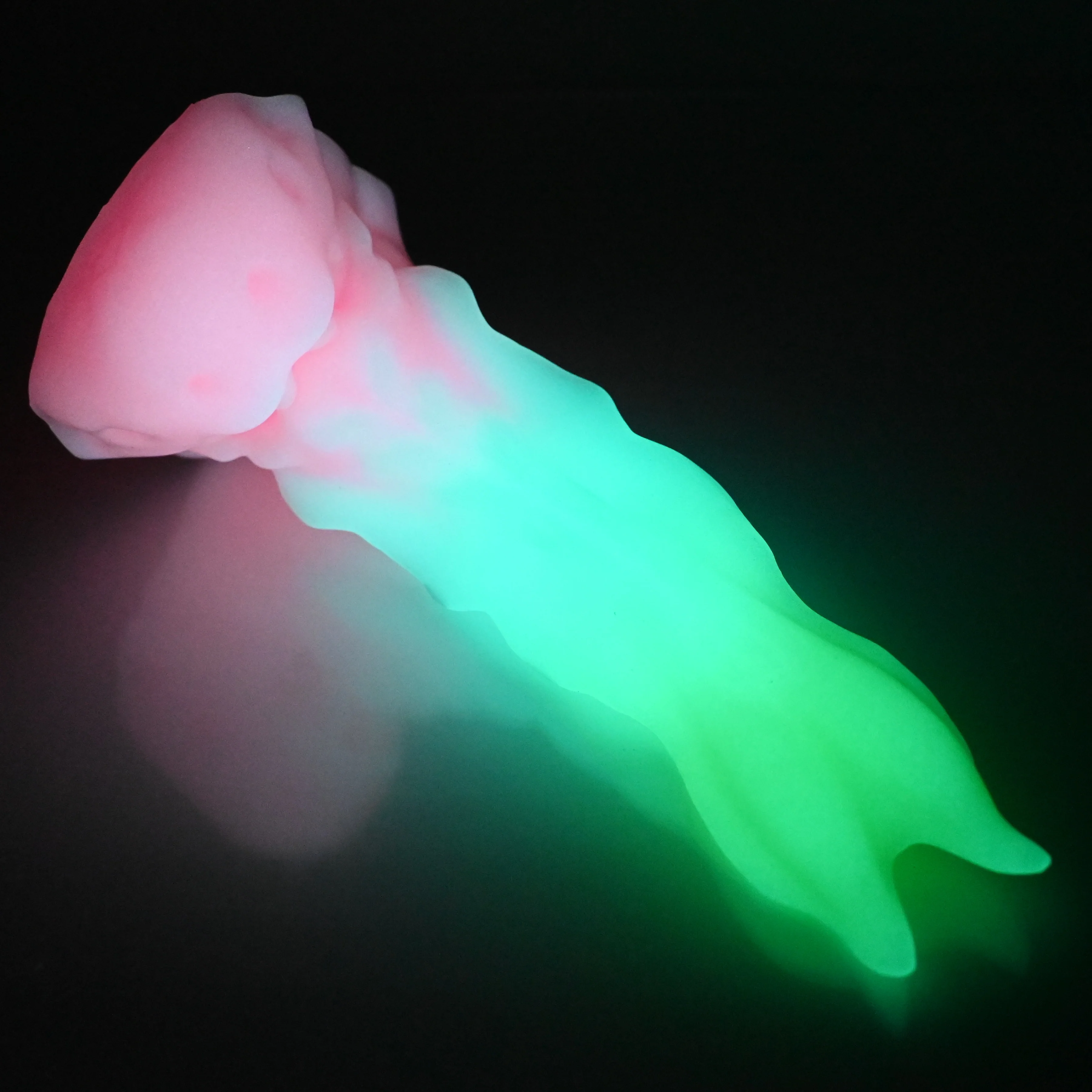 V2SBH41 Snark's Maw Small Soft UV GITD - Image 4