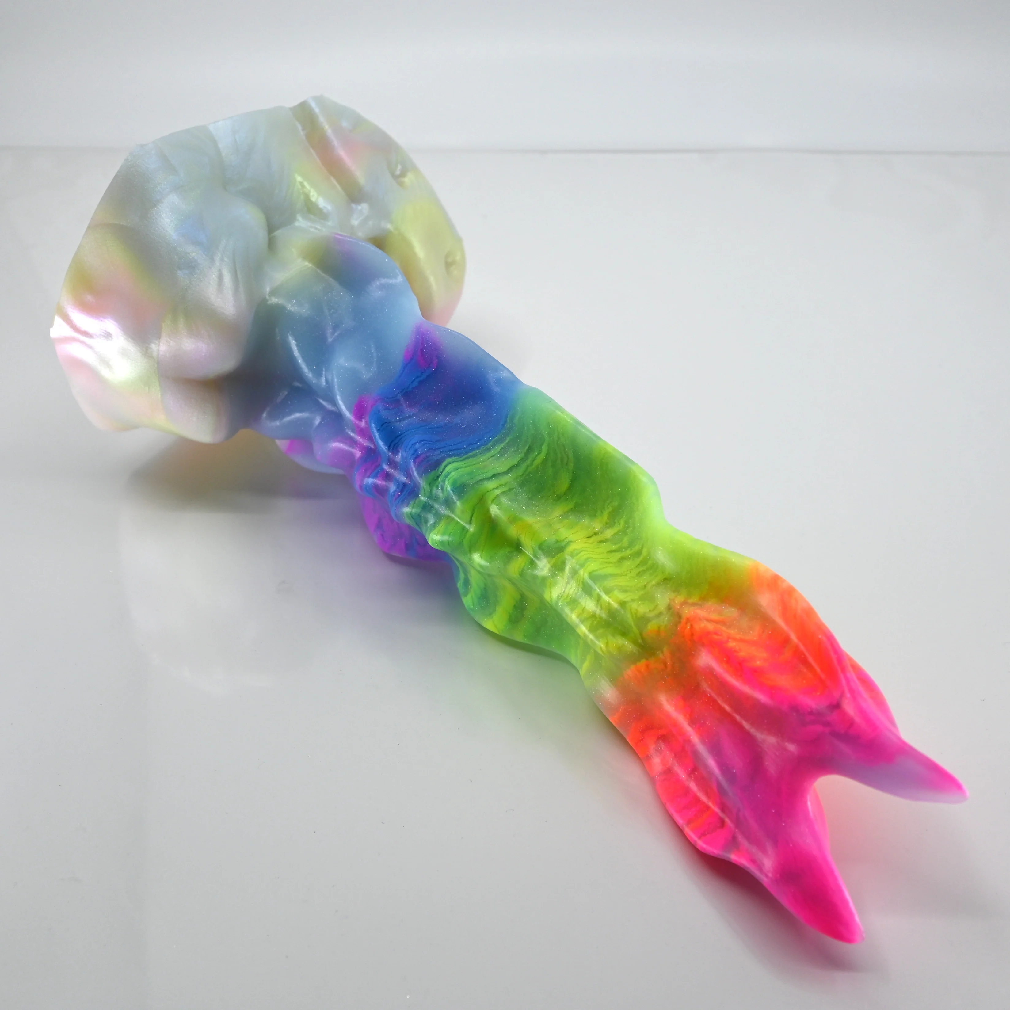 V3SBH47 Snark's Maw Medium Soft UV GITD - Image 2