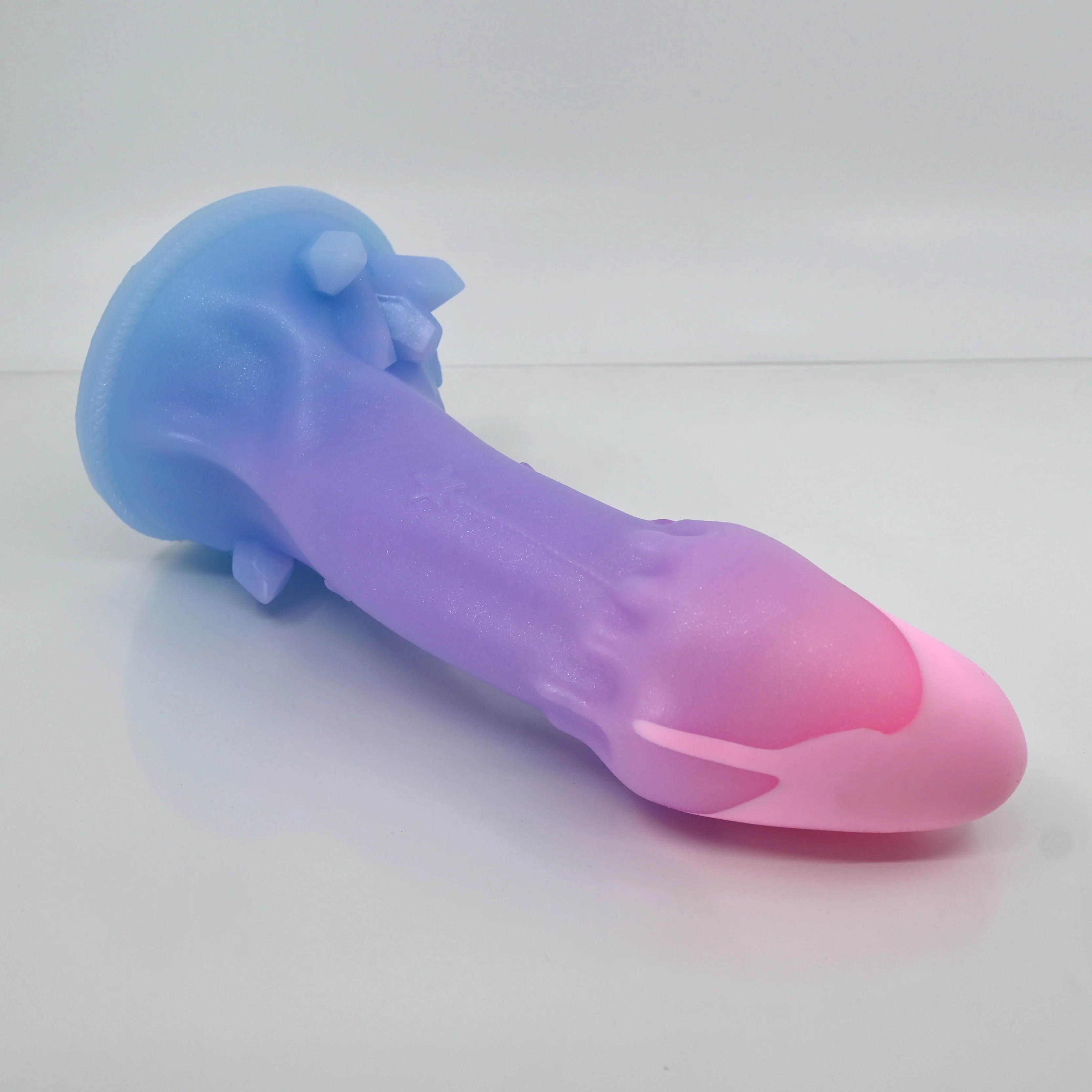 U4MDV78 Vaeriya O/S 0050 UV GITD - Image 2